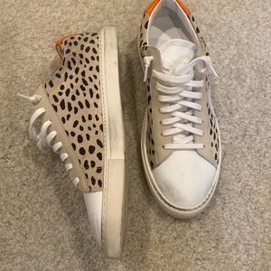 Worn once. Like new. Size 38. Made in Italy